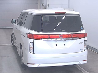 NISSAN ELGRAND 2010