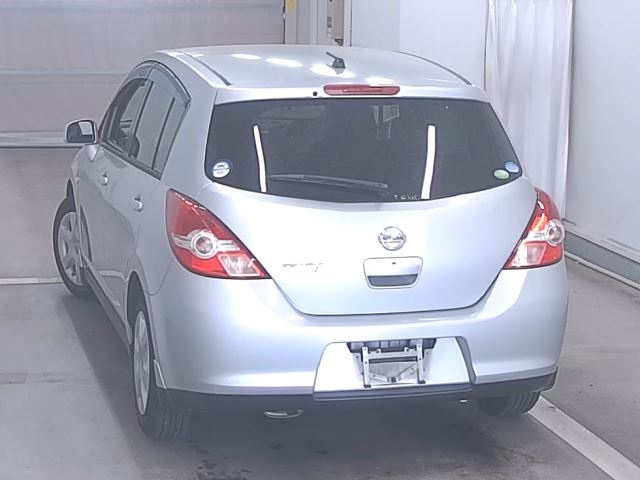 NISSAN TIIDA 2009