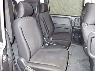 HONDA FREED 2010