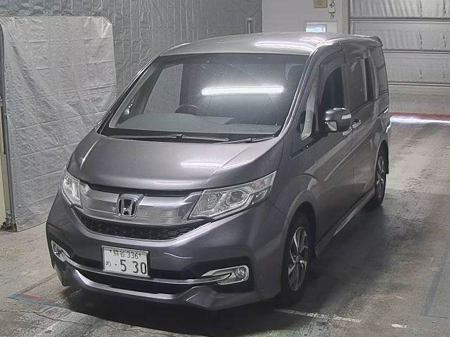 HONDA STEP WAGON 2015