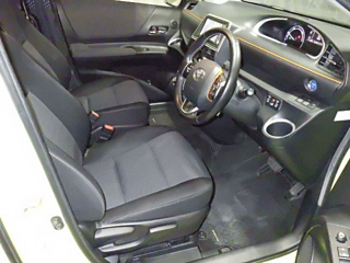 TOYOTA SIENTA 2021