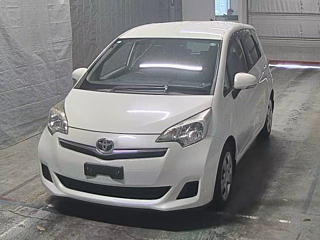 TOYOTA RACTIS 2013