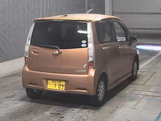 DAIHATSU MOVE 2011