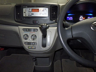 DAIHATSU MIRA E S 2012