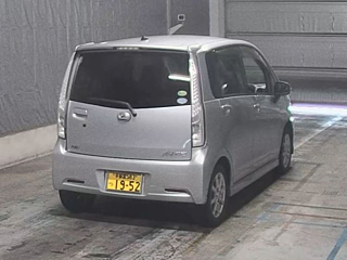 DAIHATSU MOVE 2013