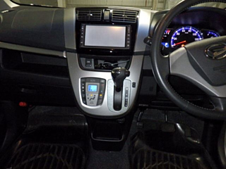 DAIHATSU MOVE 2013