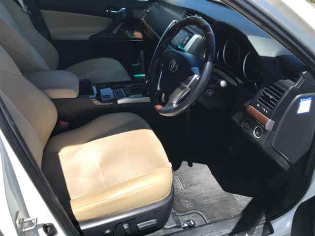 TOYOTA MARK X 2016