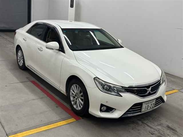 TOYOTA MARK X 2016