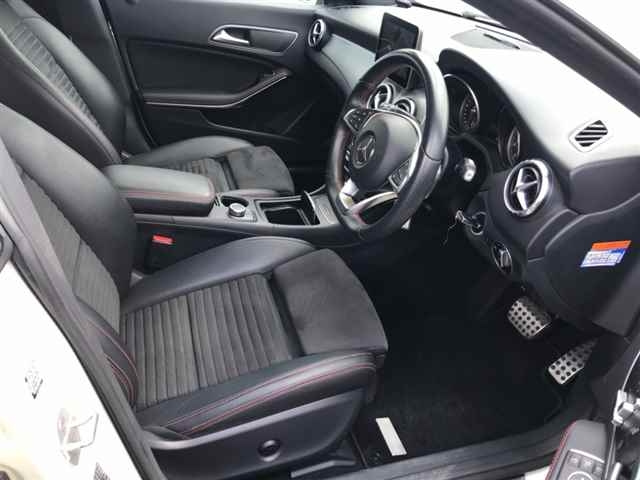 MERCEDES BENZ CLA CLASS 2017