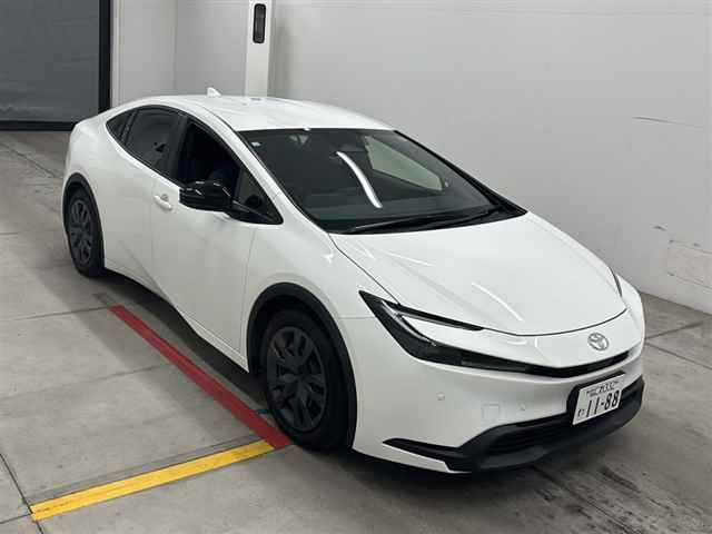TOYOTA PRIUS 2023