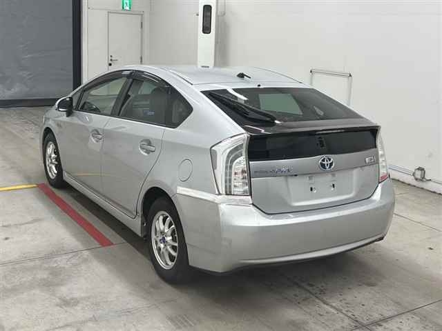 TOYOTA PRIUS PHV 2013