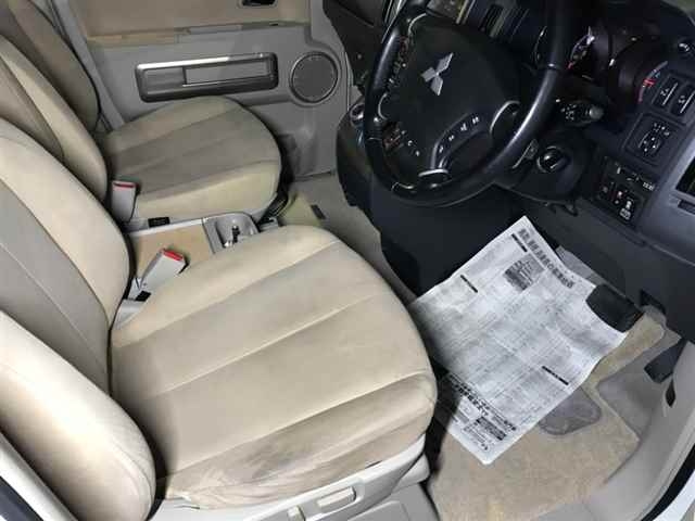 MITSUBISHI DELICA D5 2008
