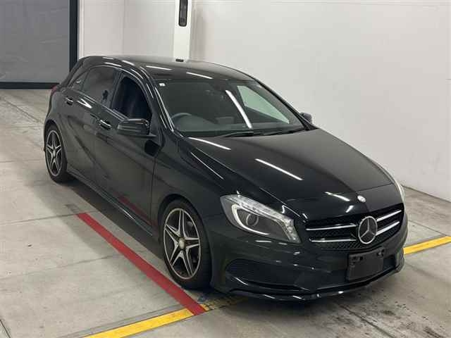 MERCEDES BENZ A CLASS 2015