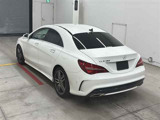 MERCEDES BENZ CLA CLASS 2018