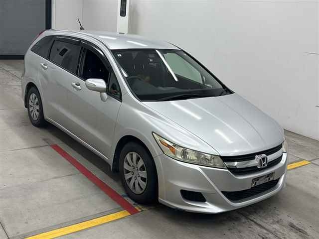 HONDA STREAM 2011