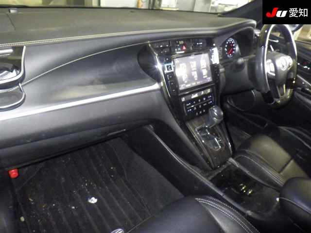 TOYOTA HARRIER 2015