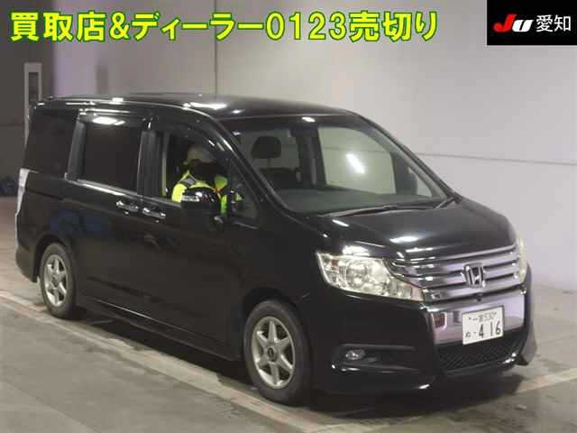 HONDA STEP WAGON 2011