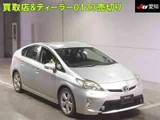 TOYOTA PRIUS 2012