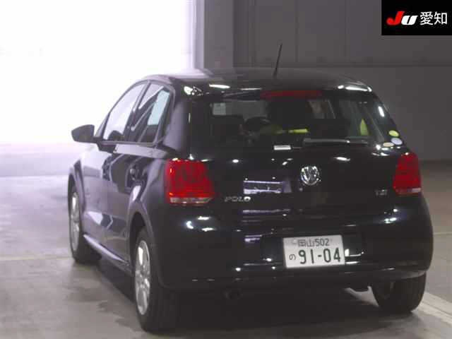 VOLKSWAGEN POLO 2012