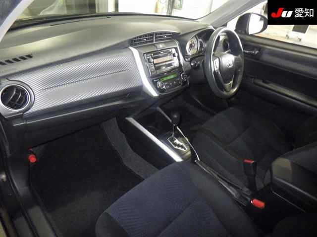 TOYOTA COROLLA FIELDER 2013
