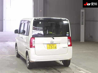 DAIHATSU TANTO 2015