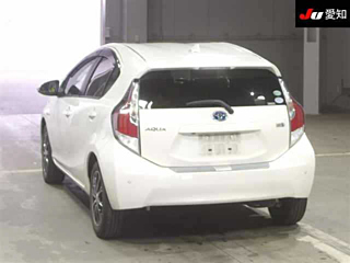 TOYOTA AQUA 2016