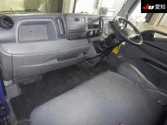 MITSUBISHI CANTER 2016