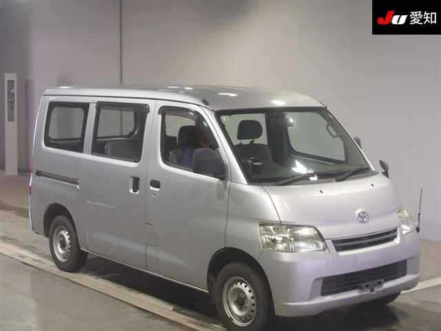 TOYOTA TOWN ACE VAN 2009