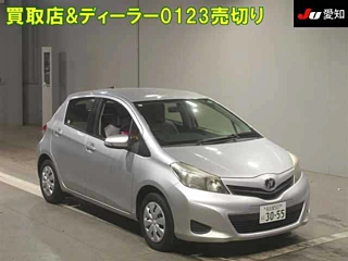 TOYOTA VITZ 2013
