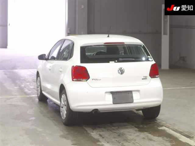 VOLKSWAGEN POLO 2014