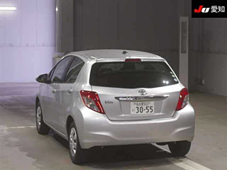 TOYOTA VITZ 2013