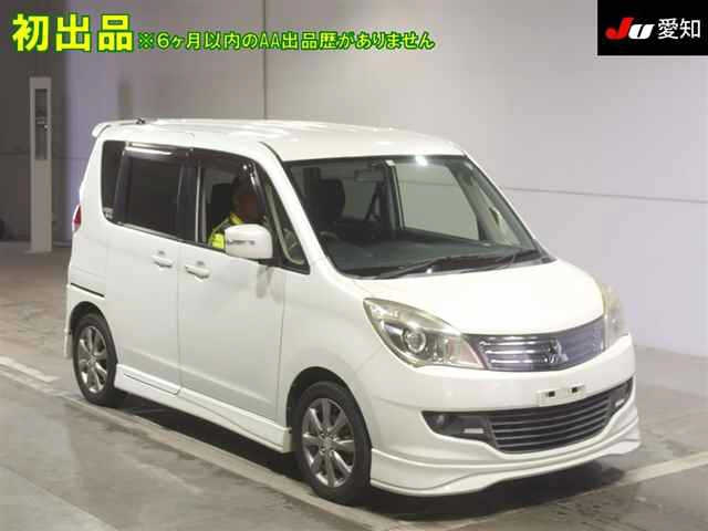 MITSUBISHI DELICA D2 2012