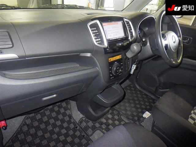 MITSUBISHI DELICA D2 2012