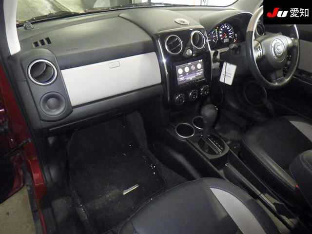 MAZDA VERISA 2013