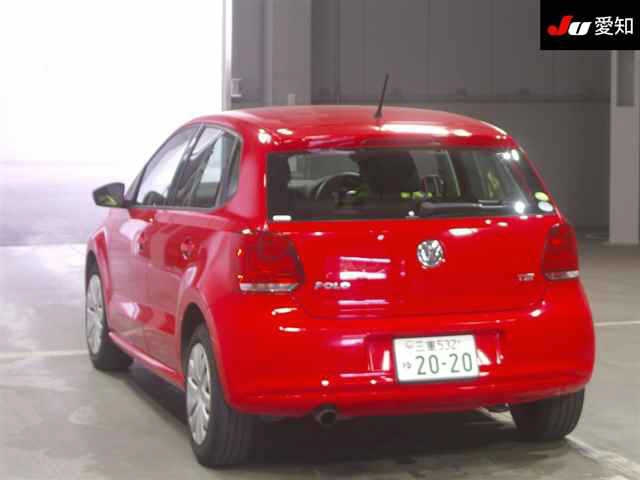 VOLKSWAGEN POLO 2011