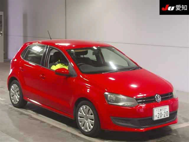 VOLKSWAGEN POLO 2011