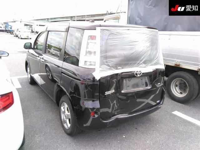 TOYOTA SIENTA 2012