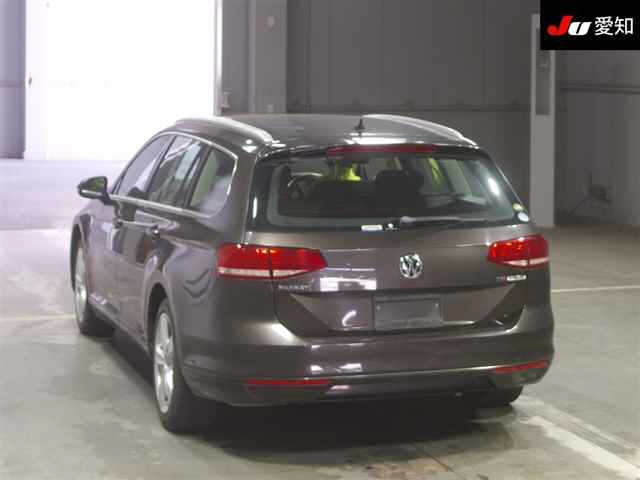 VOLKSWAGEN PASSAT VARIANT 2016