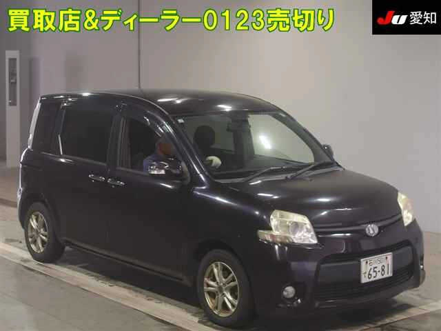 TOYOTA SIENTA 2011