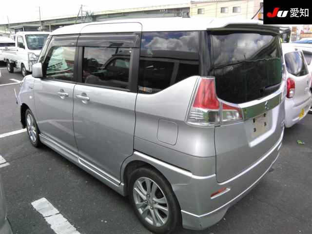 SUZUKI SOLIO 2015