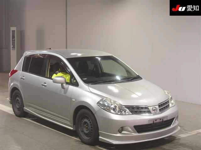 NISSAN TIIDA 2008