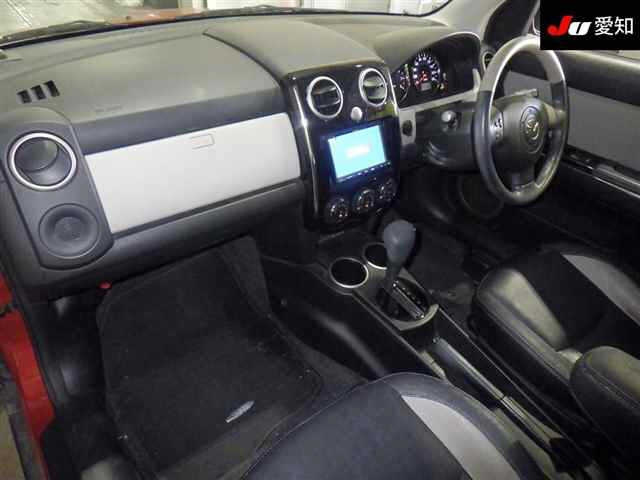 MAZDA VERISA 2012