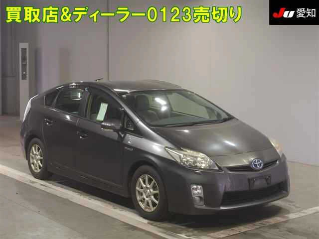 TOYOTA PRIUS 2011