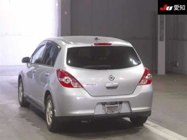 NISSAN TIIDA 2009