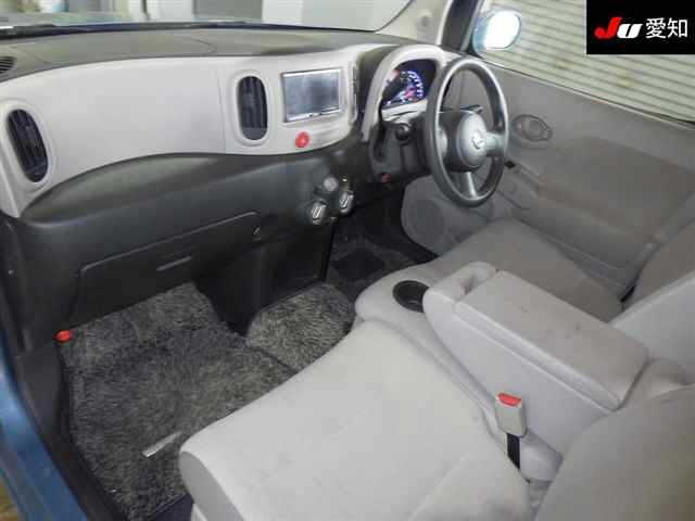 NISSAN CUBE 2010