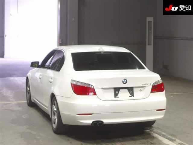 BMW 5 SERIES 2009