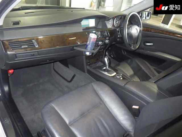 BMW 5 SERIES 2009