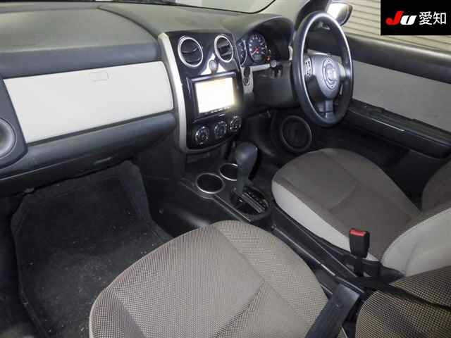 MAZDA VERISA 2012
