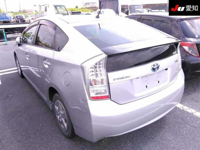 TOYOTA PRIUS 2011