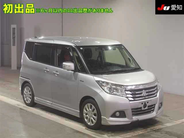 MITSUBISHI DELICA D2 2018